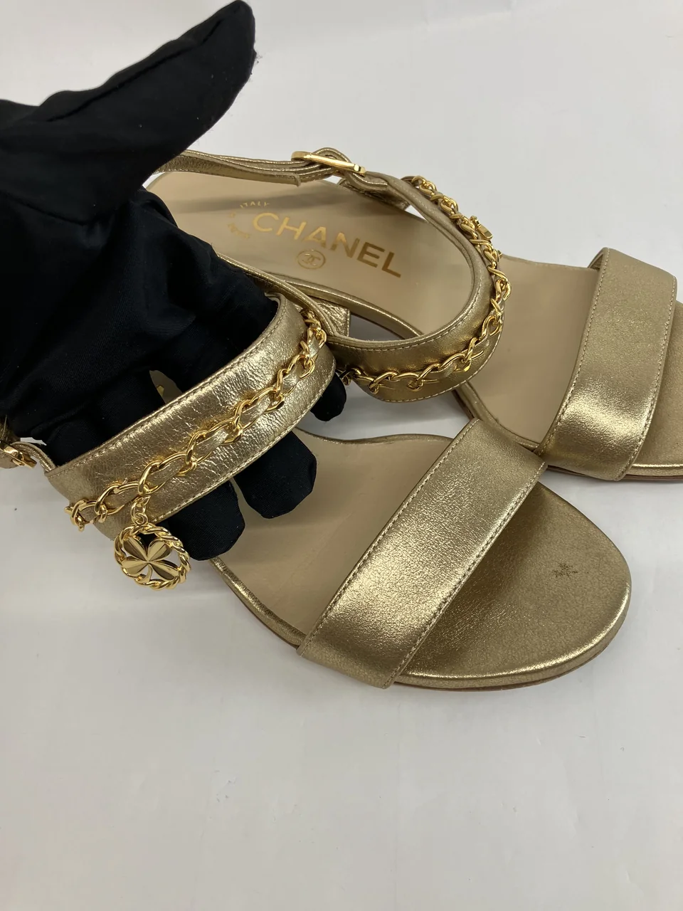 CHANEL SANDALS (SIZE 35C) view 5