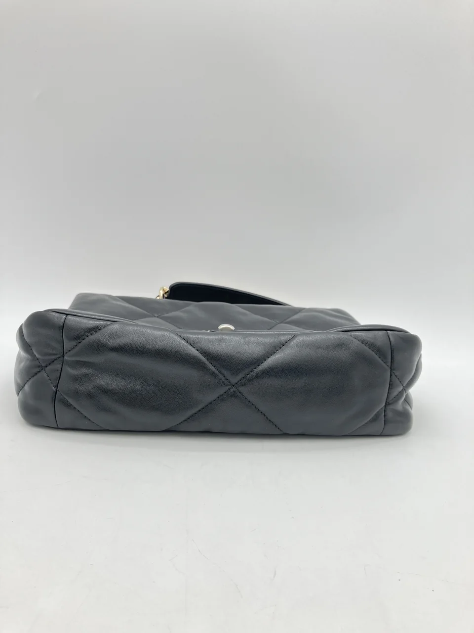 CHANEL LAMB SKIN DIXNEUF view 10
