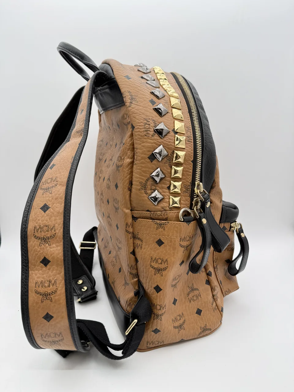 MCM BACKPACK view 3