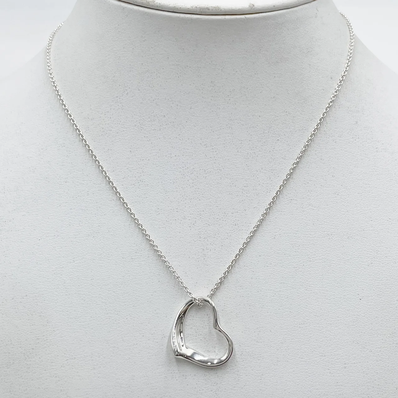 TIFFANY&CO. OPEN HEART NECKLACE hover