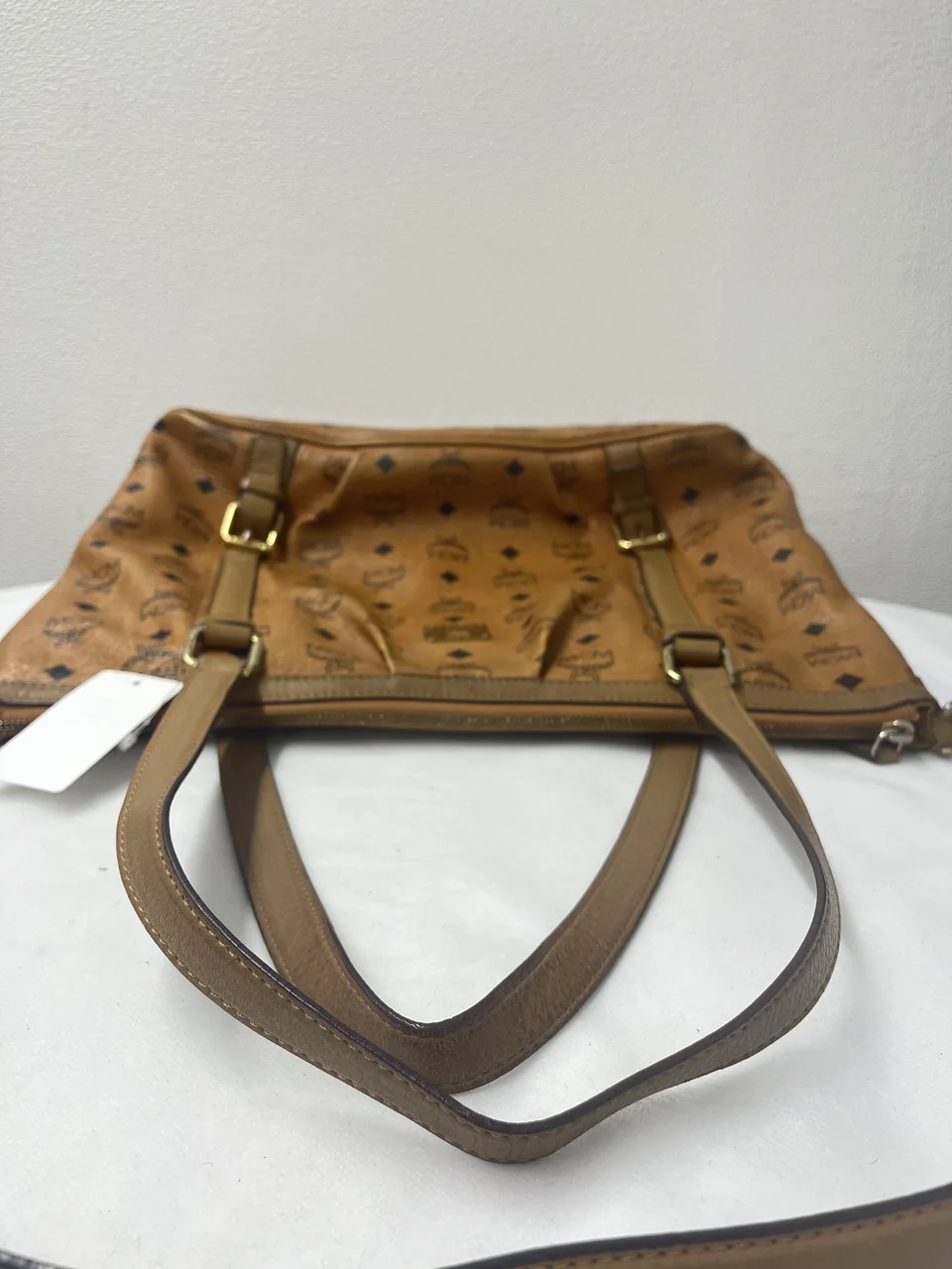 MCM VICETOS TWO-WAY TOTE BAG (CAMEL) view 5