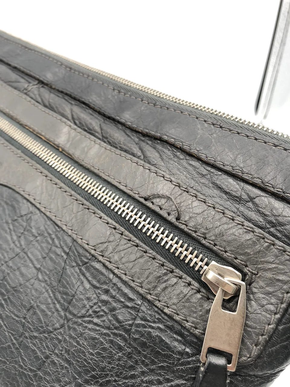 BALENCIAGA CLASSIC CLUTCH (GRAY) view 7