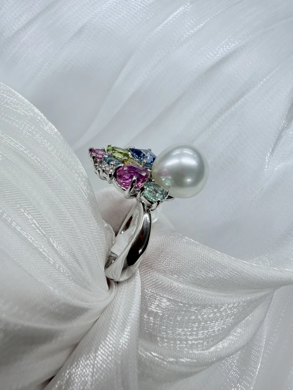 K18WG MULTISTONE RING 9.7MM A0.60CT GB0.20CT P0.31CT FD0.07CT PS1.12CTS YS0.21CT 9.5G hover