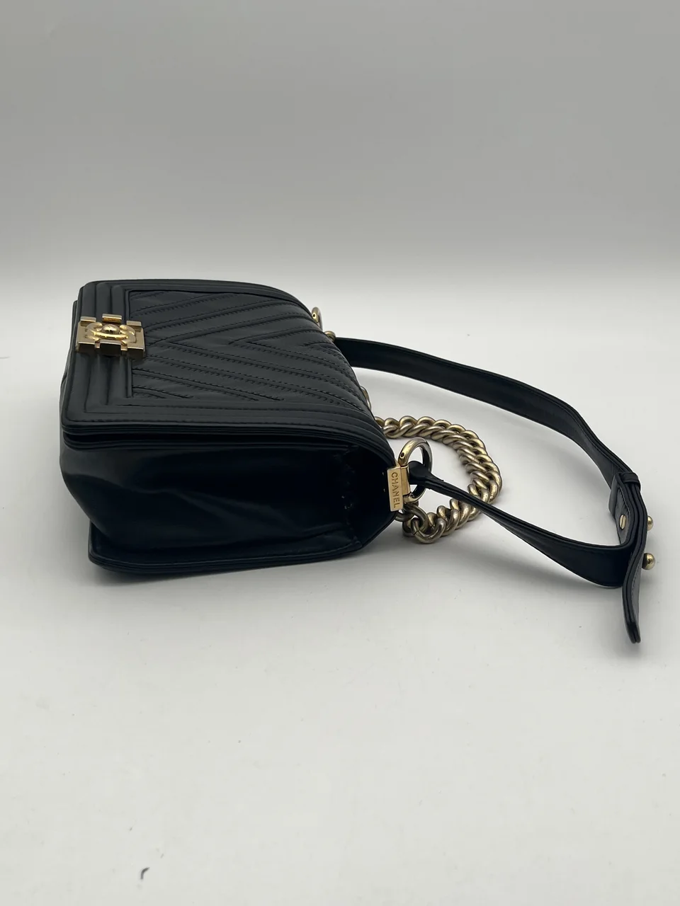 CHANEL LAMB SKIN LE BOY (22 SERIAL CODE) view 5