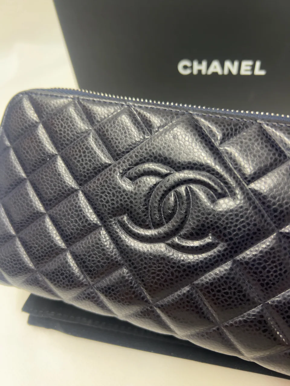 CHANEL CAVIAR MATELASSE LONG WALLET view 3