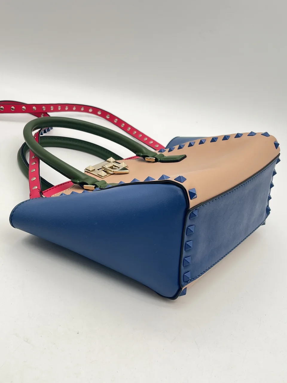 VALENTINO ROCK STUD TWO-WAY SHOULDER BAG view 5