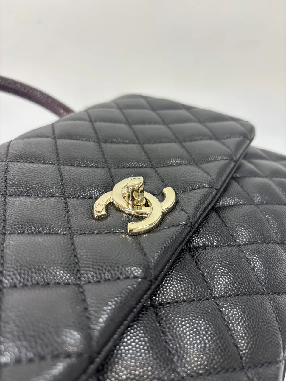 CHANEL CAVIAR TWO-WAY BAG (30 SERIAL CODE) view 5