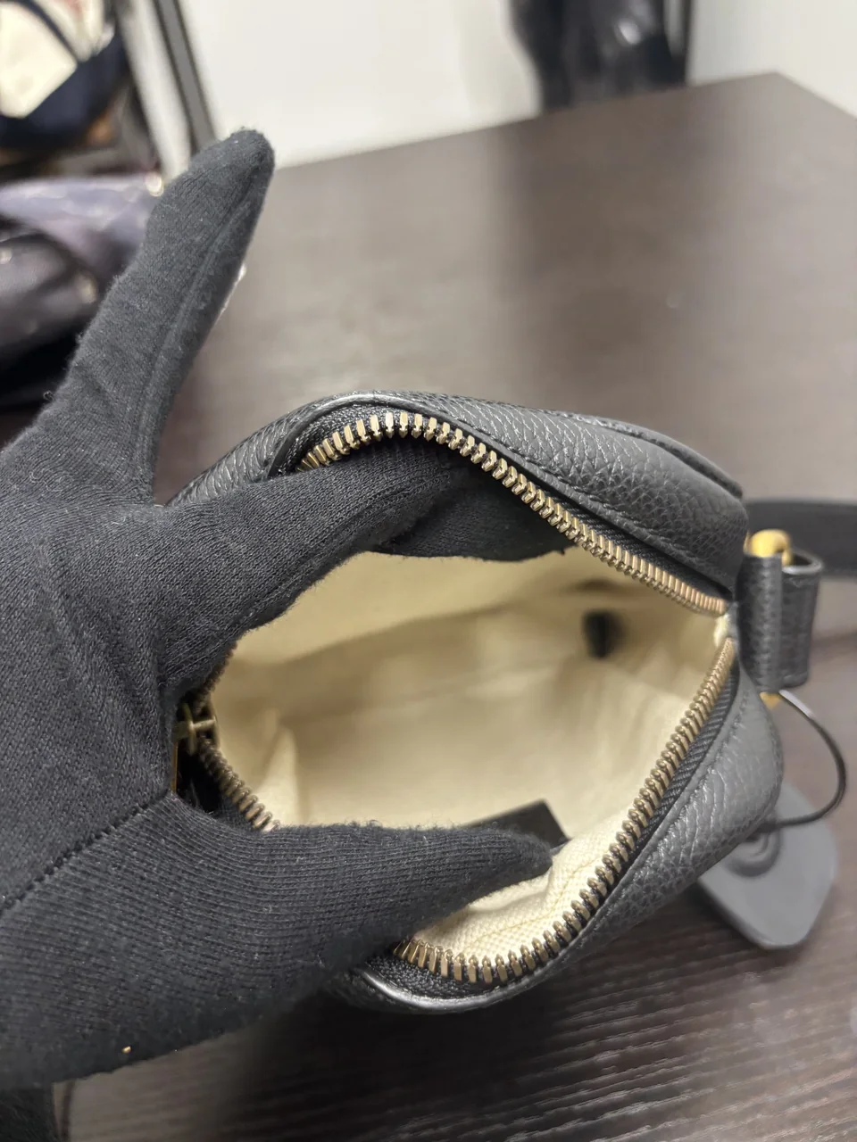 GUCCI 574803 SHOULDER BAG view 10