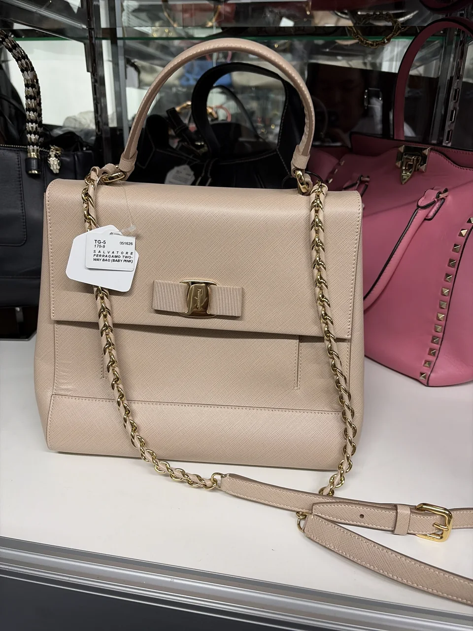 SALVATORE FERRAGAMO TWO-WAY BAG (BABY PINK)