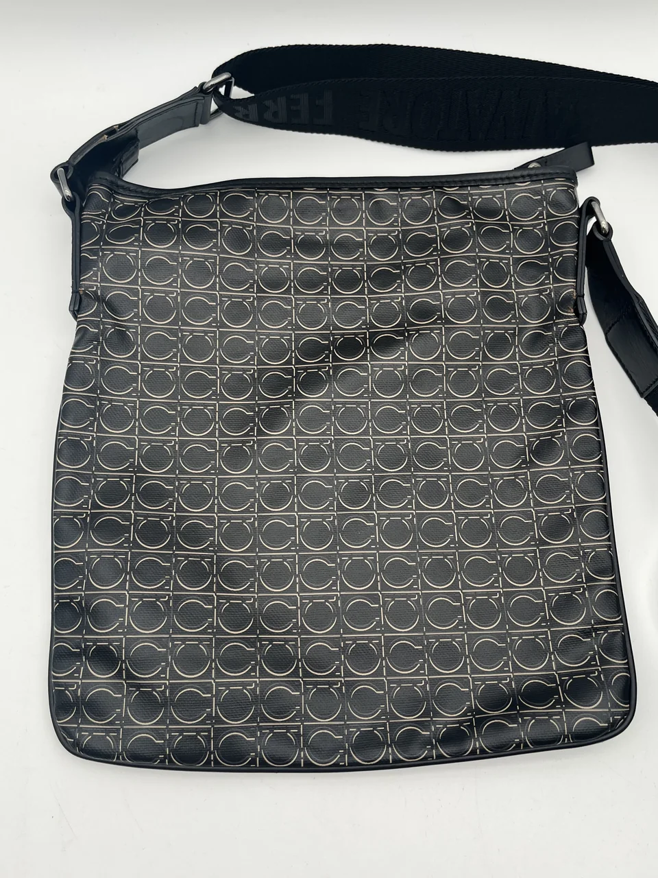 SALVATORE FERRAGAMO BAG (BLACK) view 4