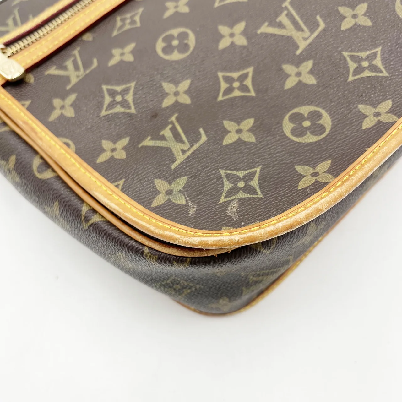 LV MONOGRAM MESSENGER BOSPHORE GM view 8