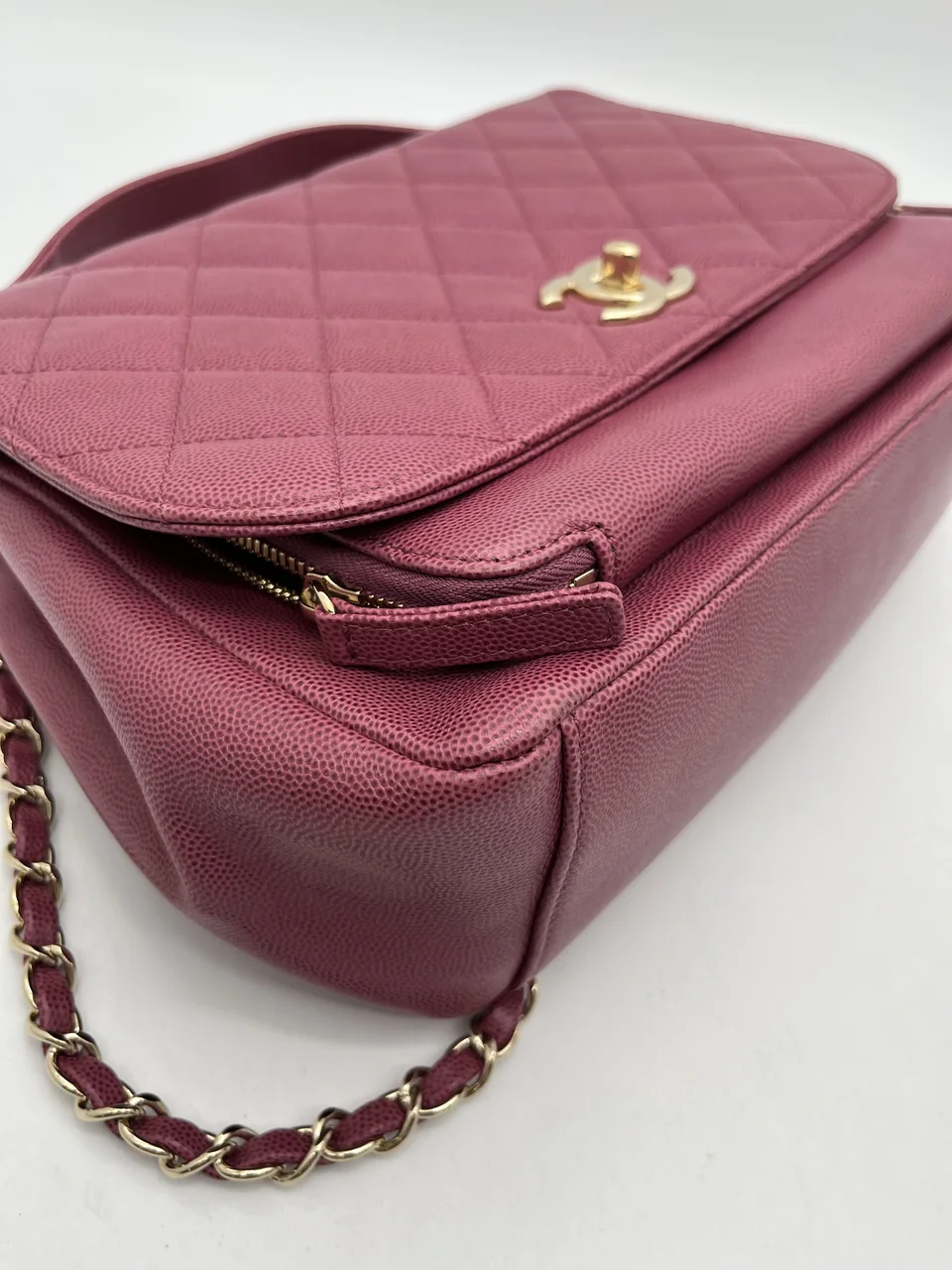 CHANEL CHAIN SHOULDER BAG view 5