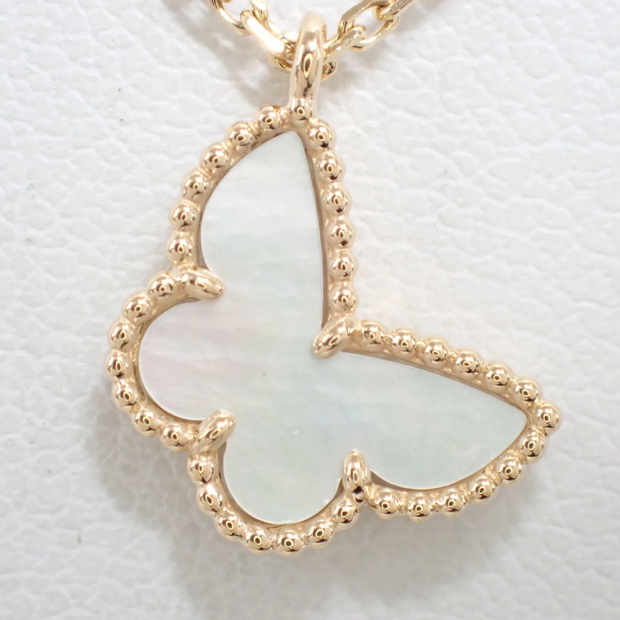YG750 VCA PAPILLON NECKLACE 2.9G