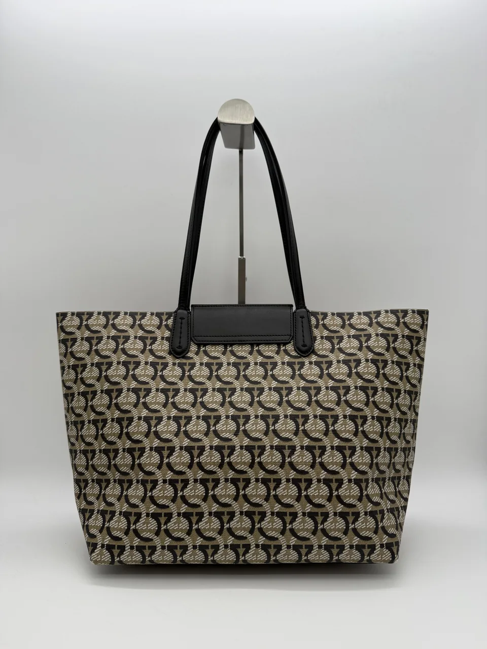 SALVATORE FERRAGAMO TOTE BAG hover