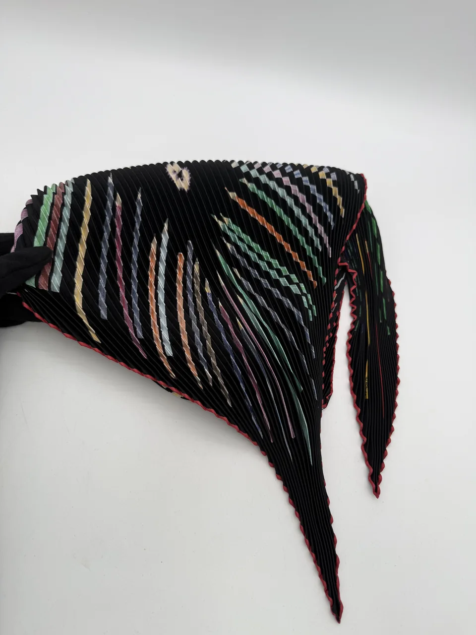 HERMES PLEATED SCARF (BLACK) view 6