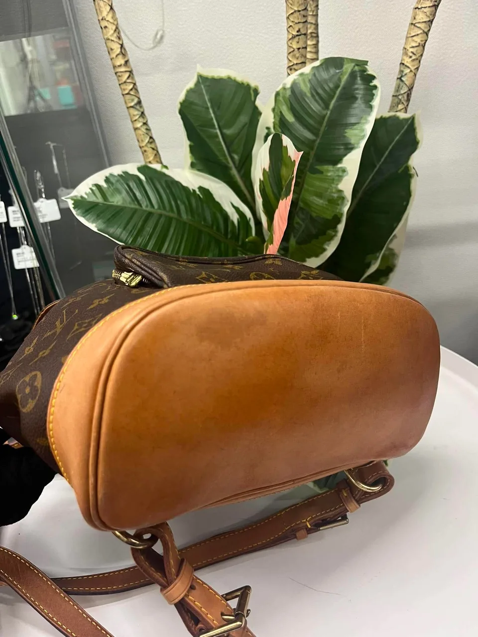 LV MONOGRAM MONTSOURIS MM view 7