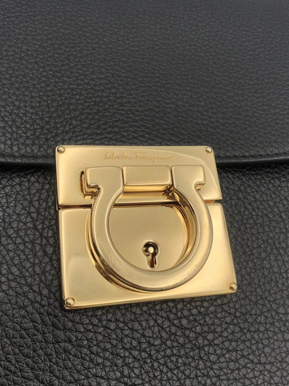 SALVATORE FERRAGAMO SHOULDER BAG view 10
