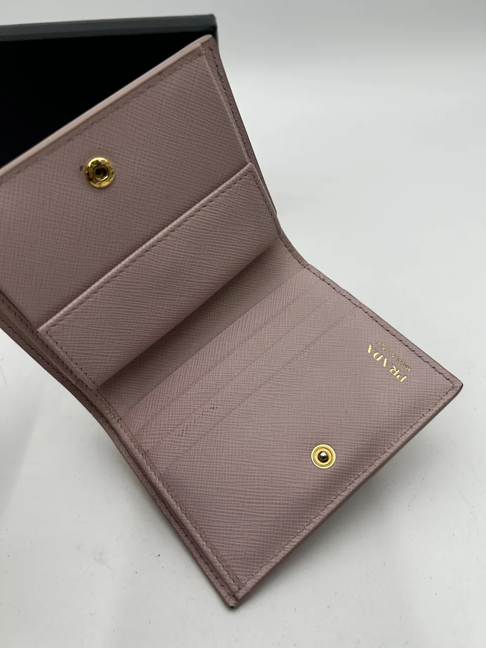 PRADA BIFOLD WALLET (LIGHT PINK) hover