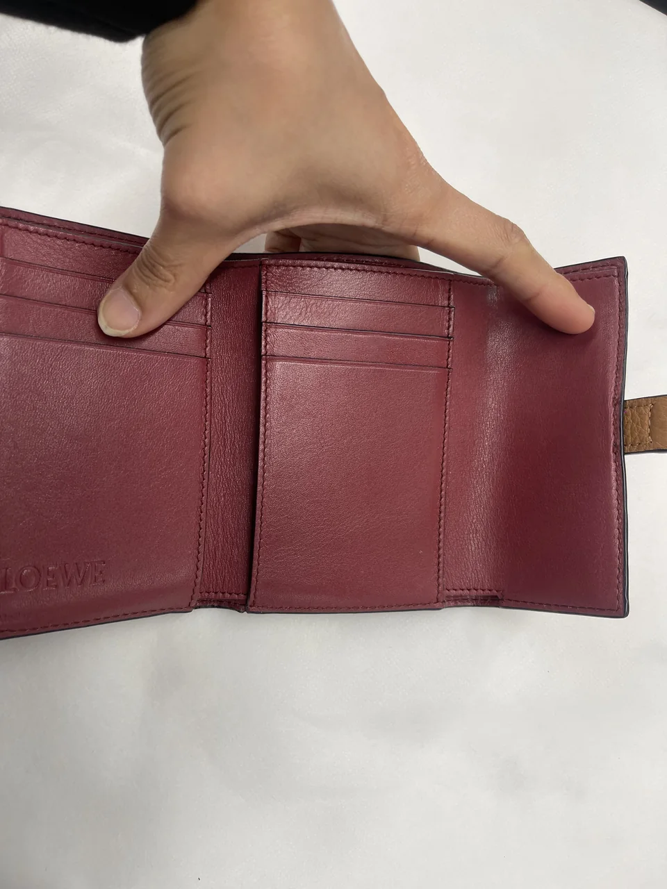 LOEWE SMALL VERTICAL WALLET view 9