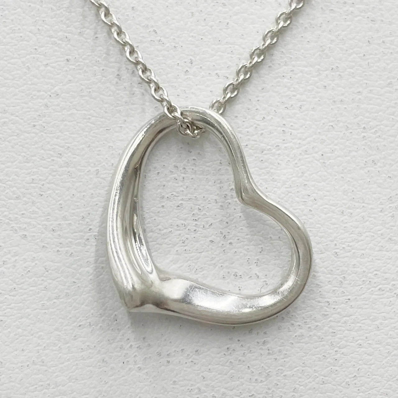 TIFFANY&CO. OPEN HEART NECKLACE