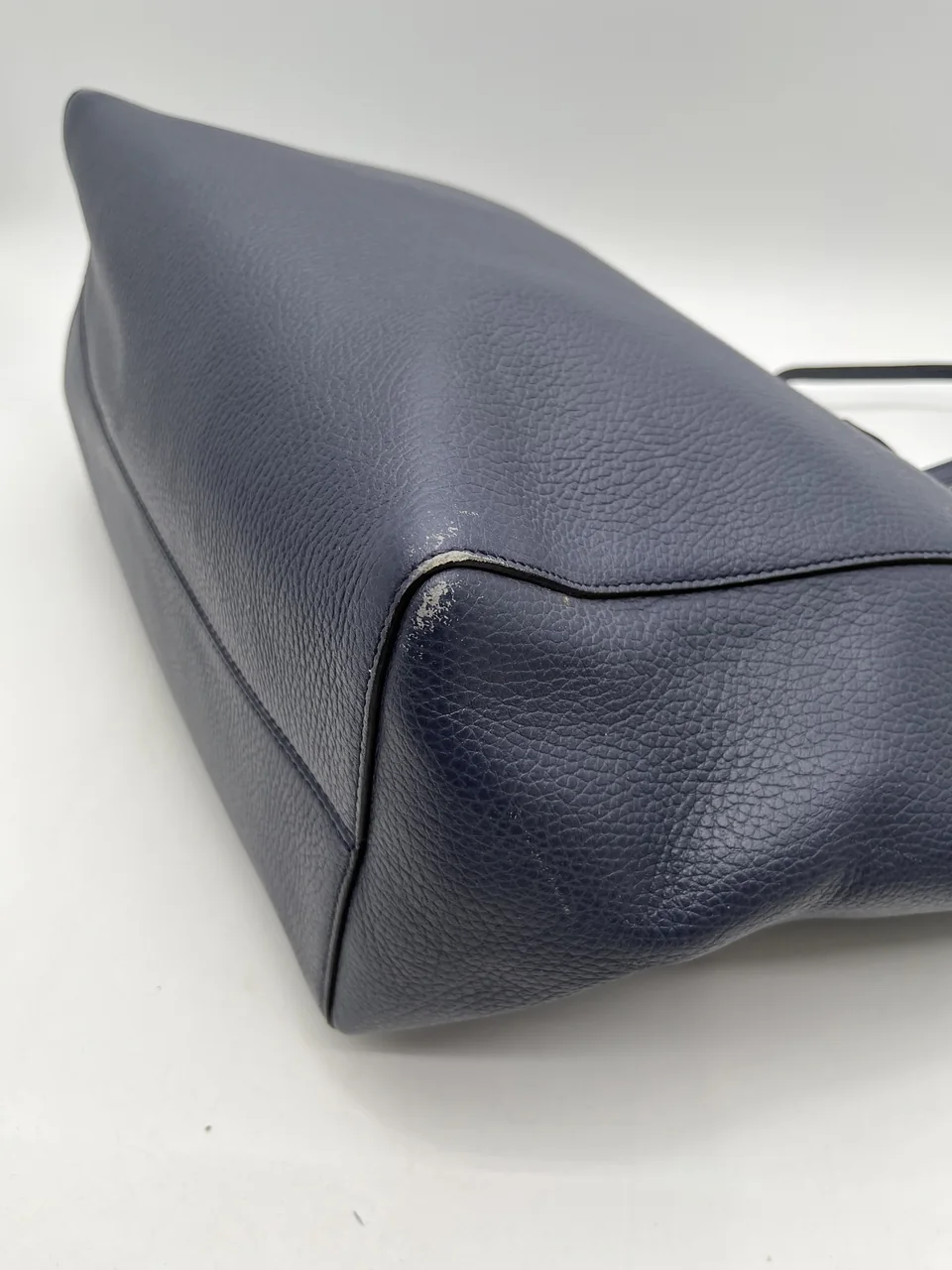 GUCCI SWING TOTE BAG hover