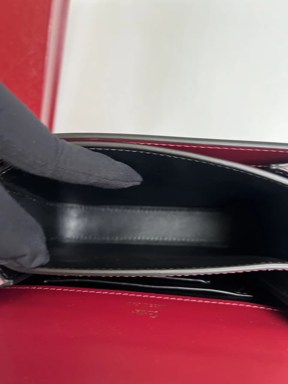 CARTIER C DE CARTIER SHOULDER BAG (BORDEAUX) view 14