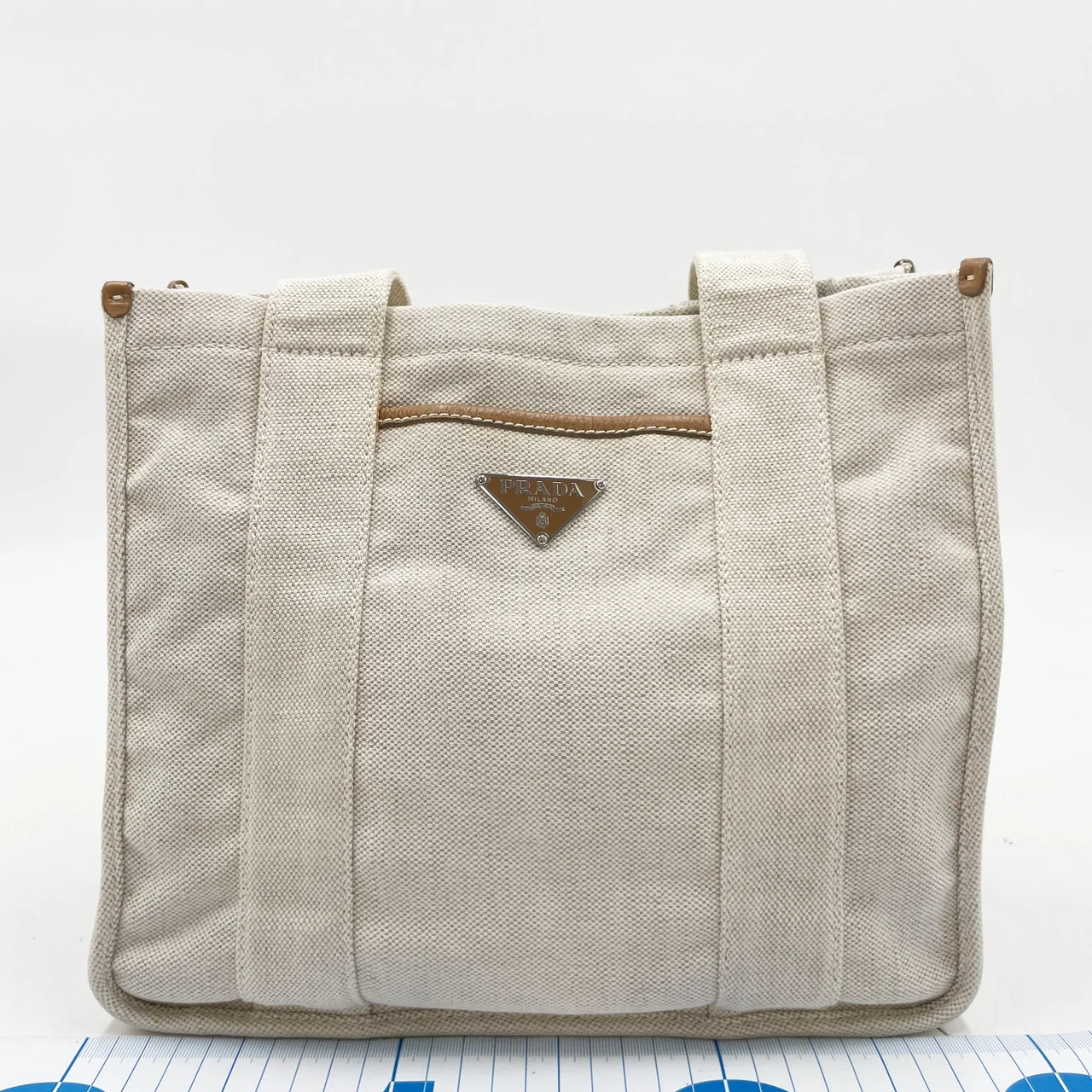 PRADA HANDBAG (WHITE)