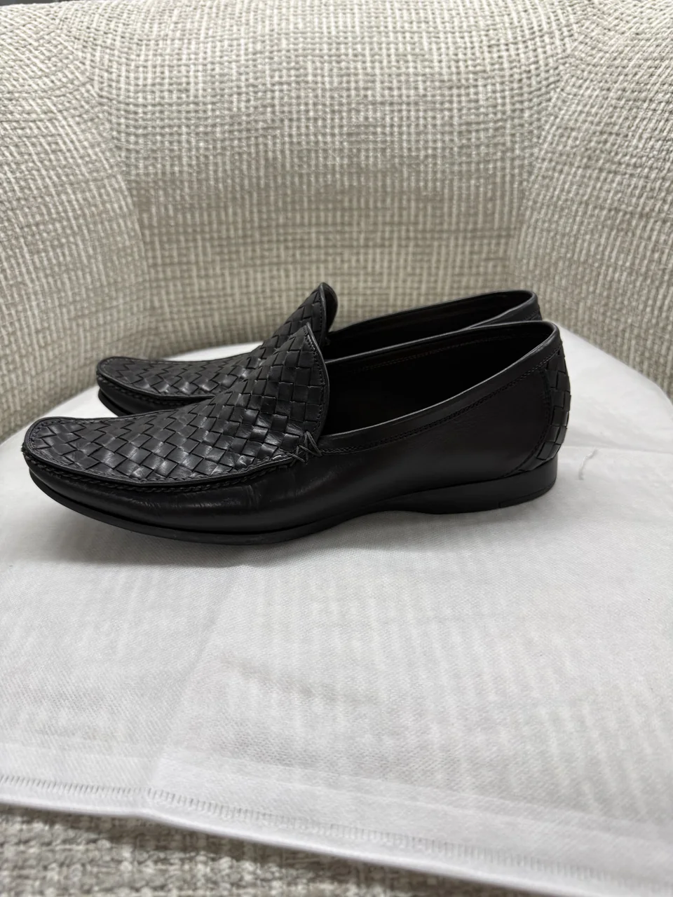 BOTTEGA VENETA LOAFERS (SIZE 41) hover