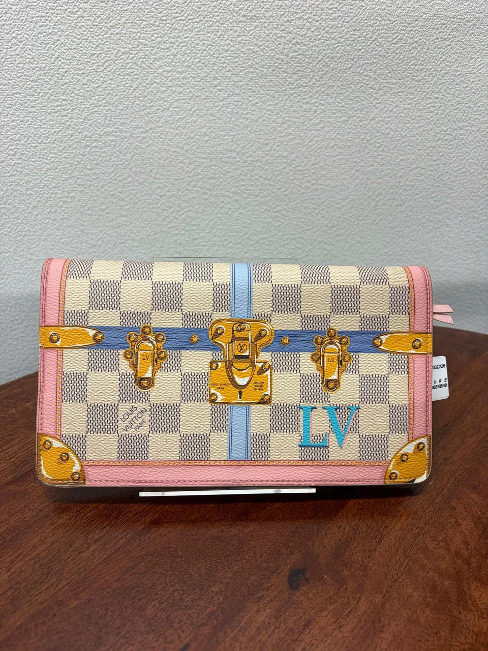 LV AZURE POCHETTE WEEKEND photo 13