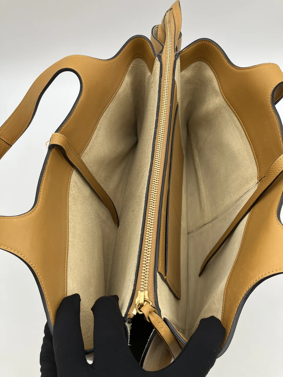 CELINE TOTE BAG hover