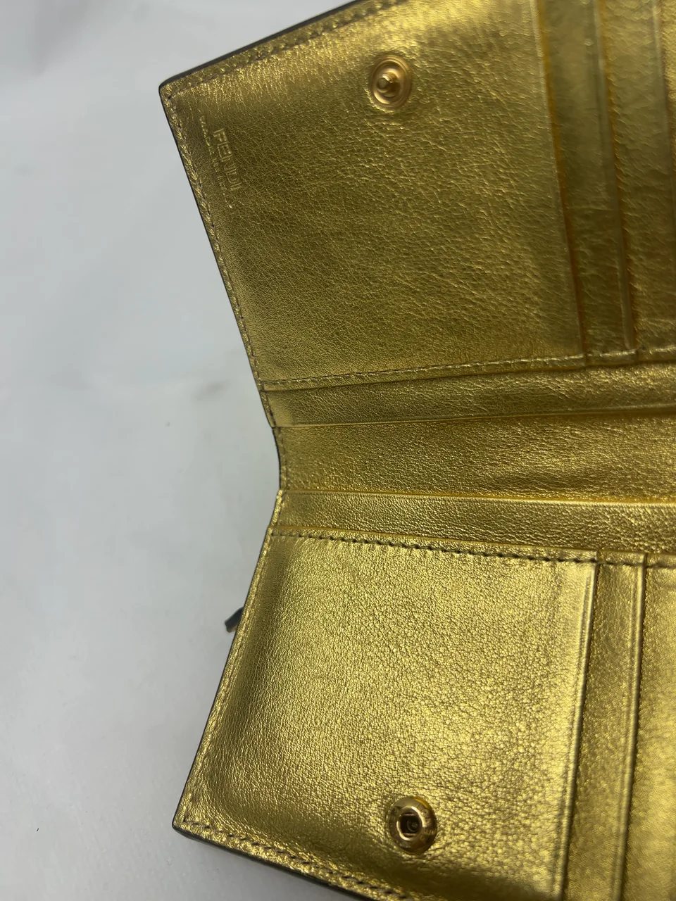 FENDI WALLET view 3