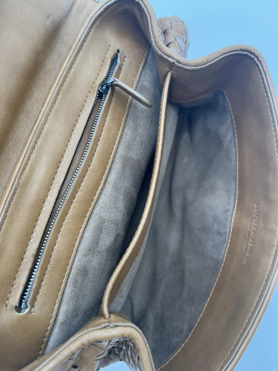 BOTTEGA VENETA INTRECCIATO CHAIN SHOULDER BAG (BROWN) view 9