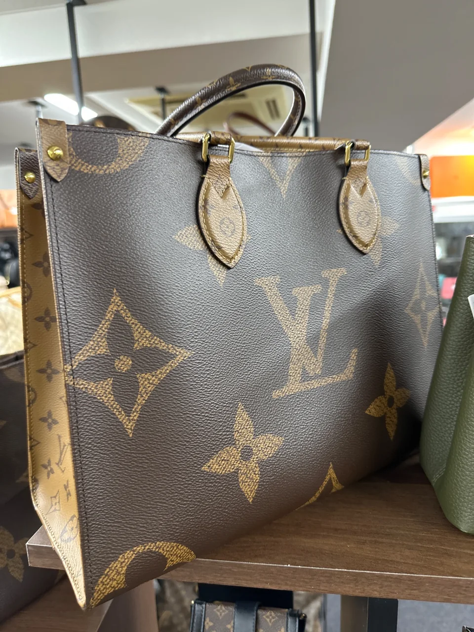 LV MONOGRAM JEANT REVERSE ON THE GO