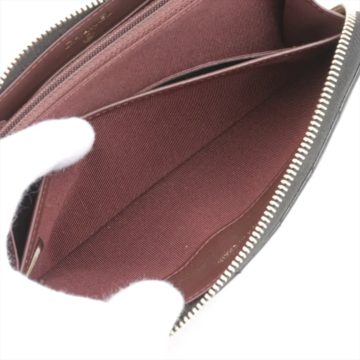 CHANEL LAMB SKIN V-STITCH WALLET (23 SERIAL CODE) view 6