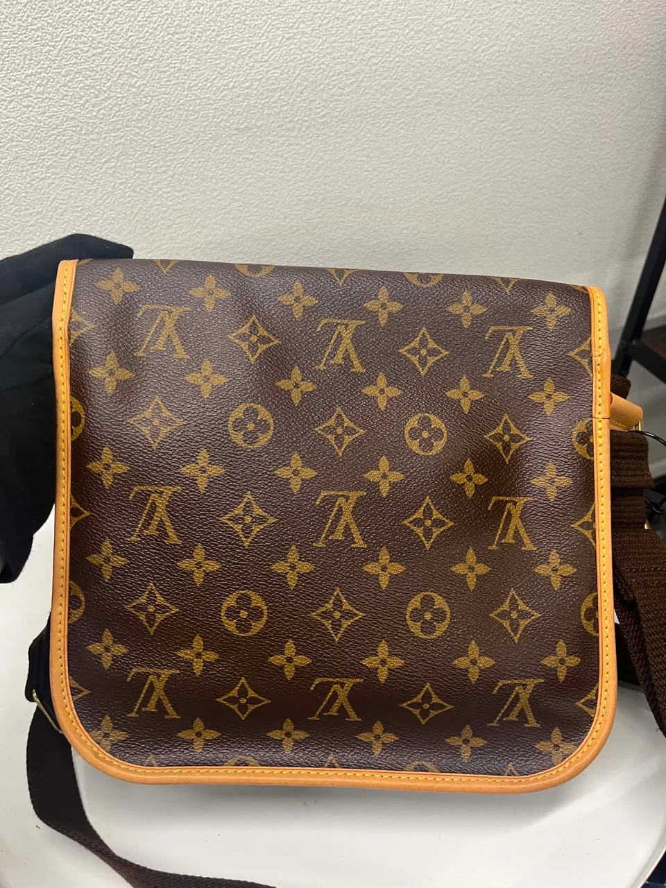 LV MONOGRAM MESSENGER BOSPHORE view 13