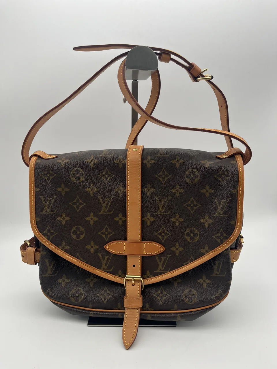LV MONOGRAM SAUMUR 30