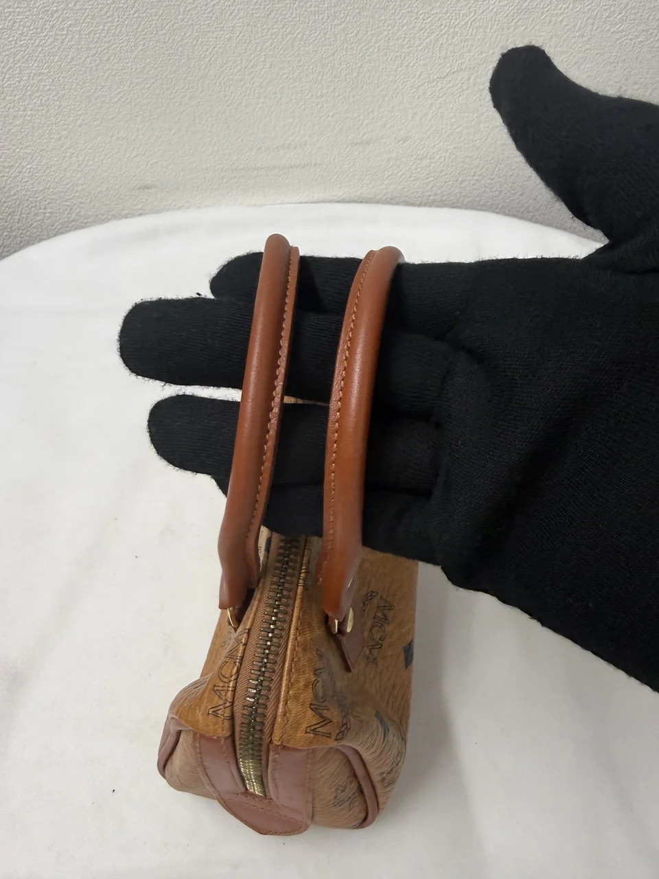MCM TWO-WAY BAG (CAMEL) view 5