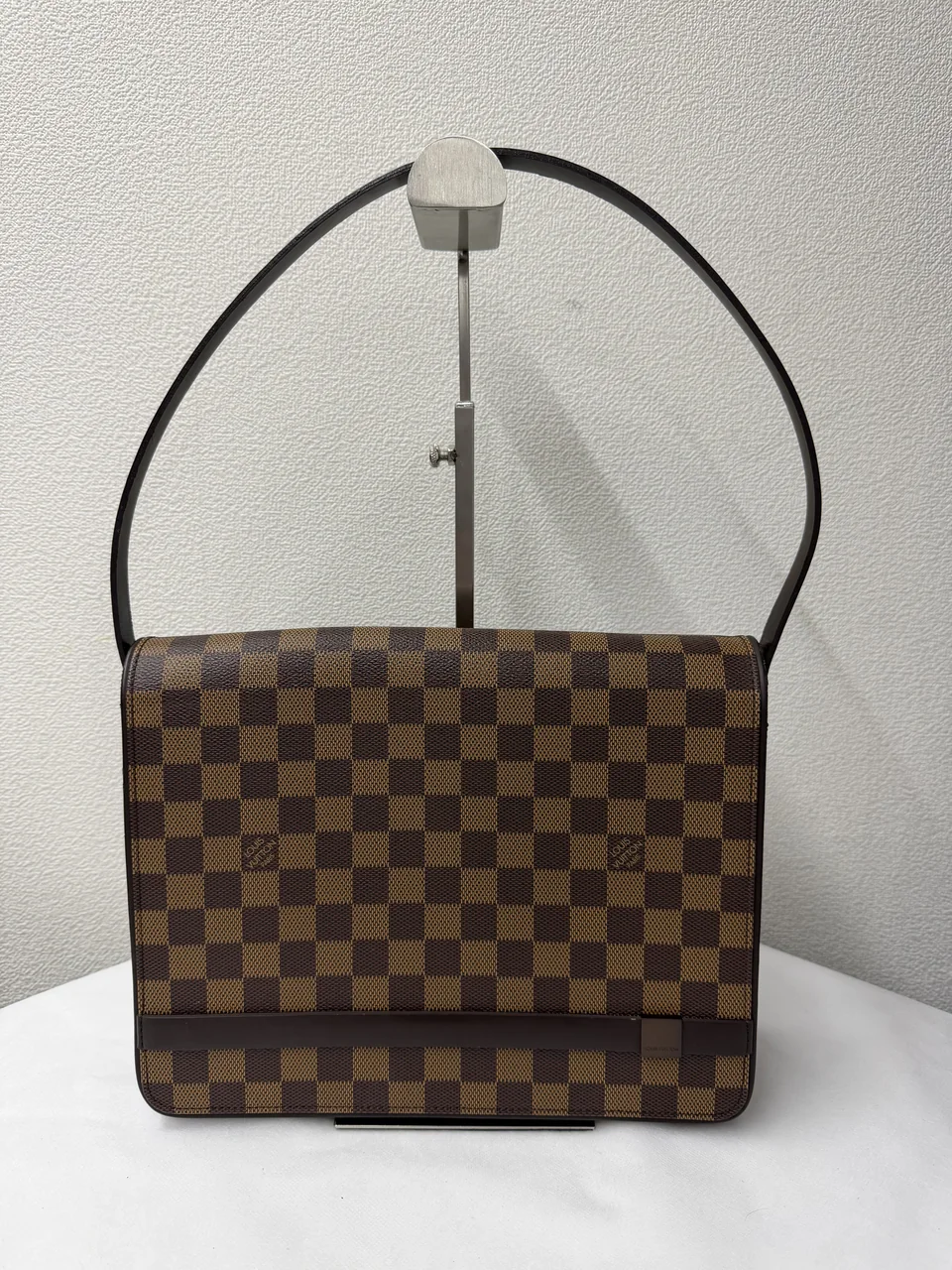 LV DAMIER TRIBECA CARRE view 12