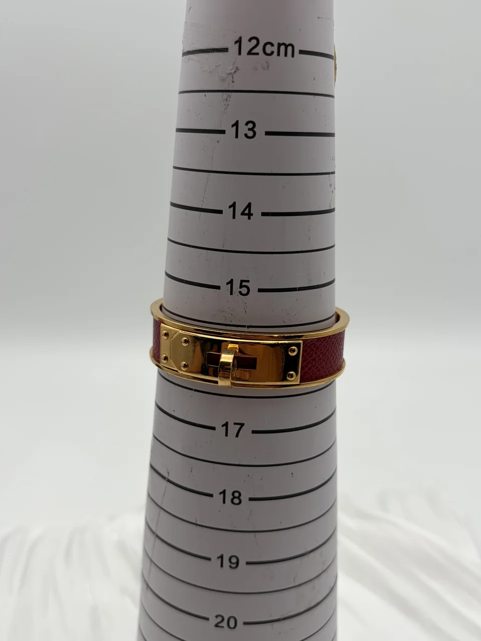 HERMES KELLY BANGLE view 9