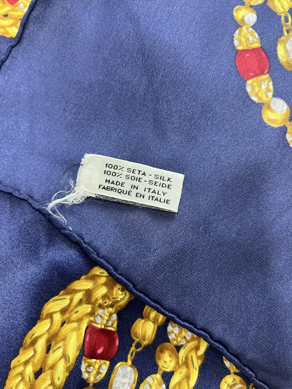 CHANEL SCARF view 6