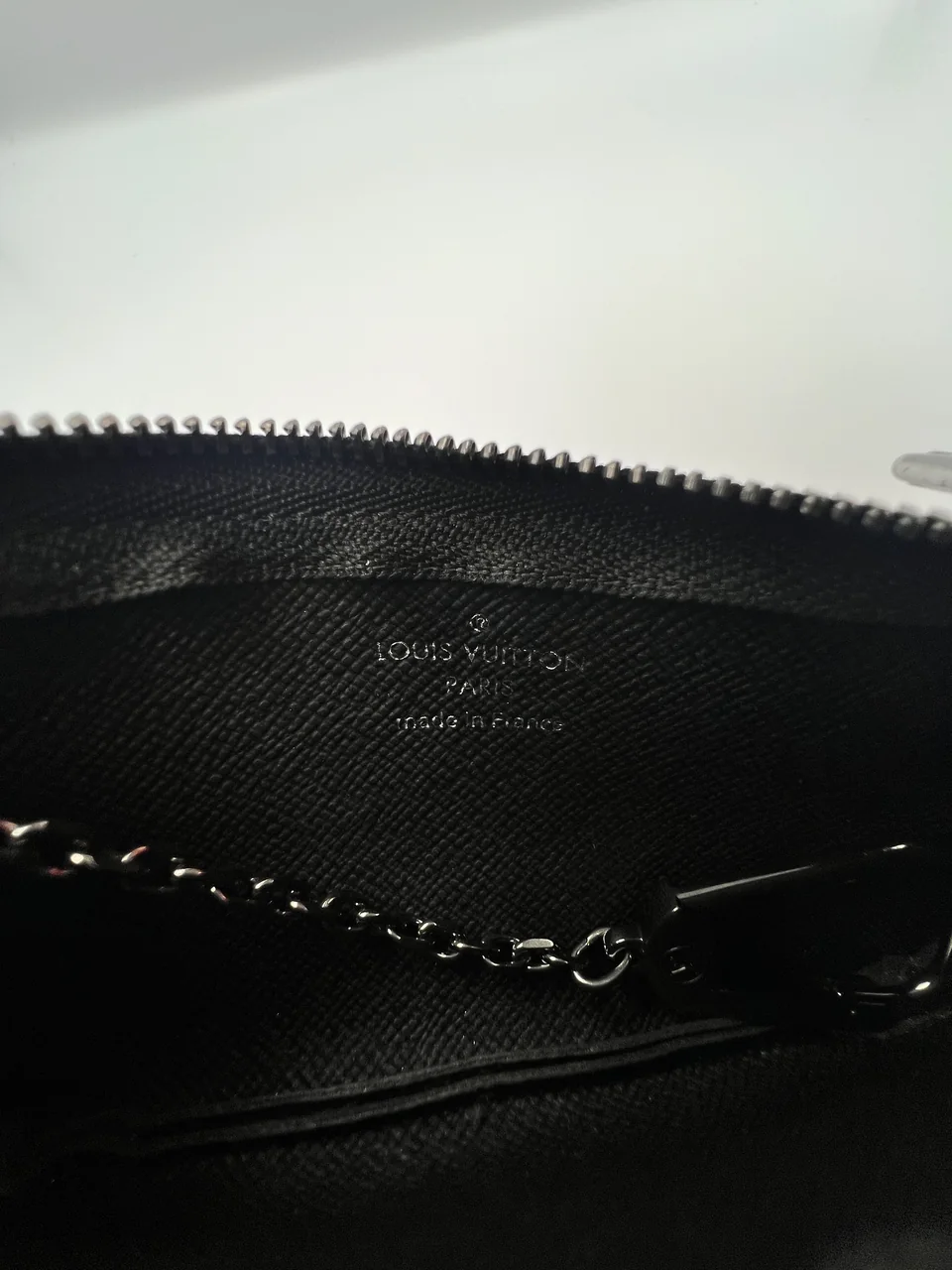 LV ECLIPSE REVERSE POCHETTE CLES view 5