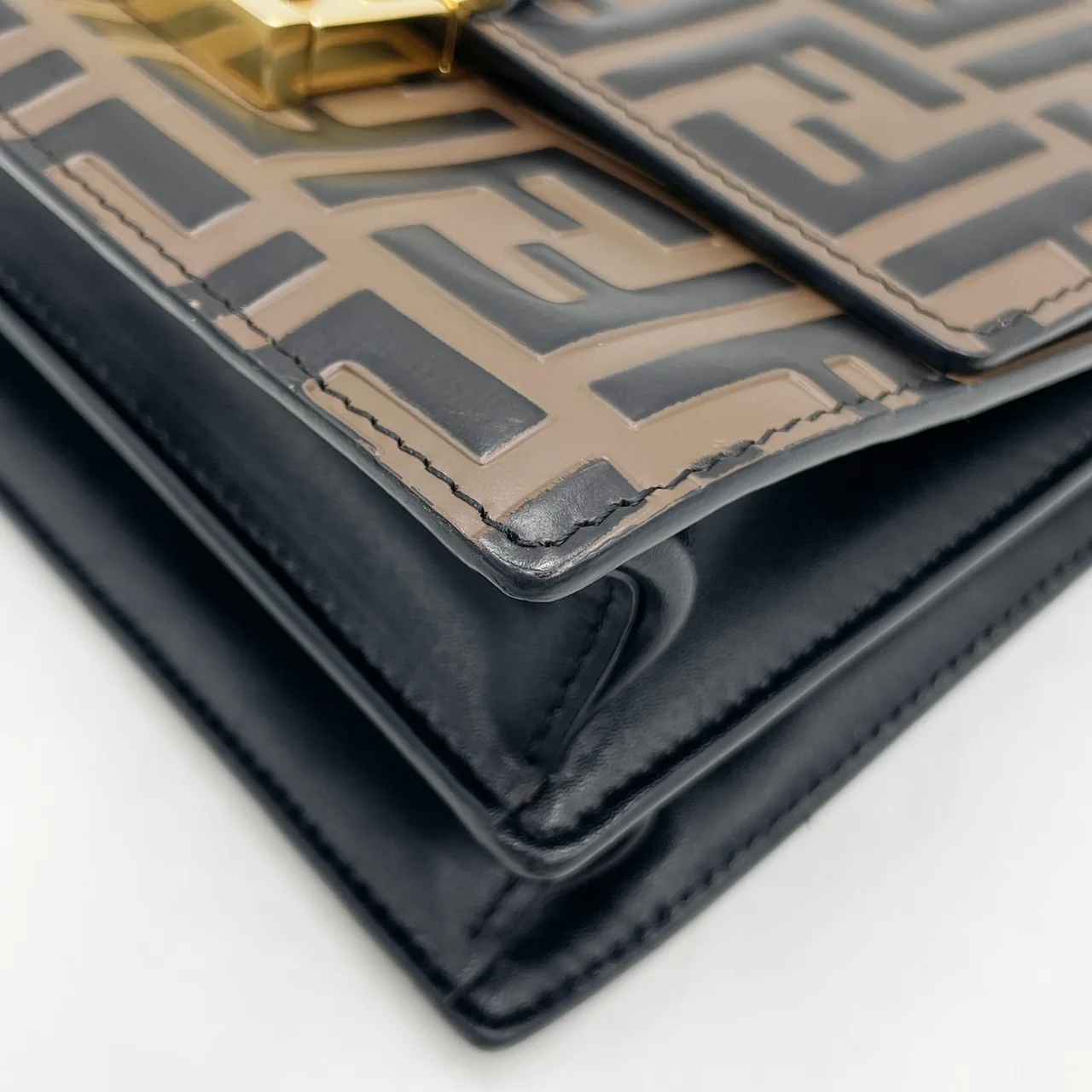 FENDI CAN U SHOULDER BAG view 3
