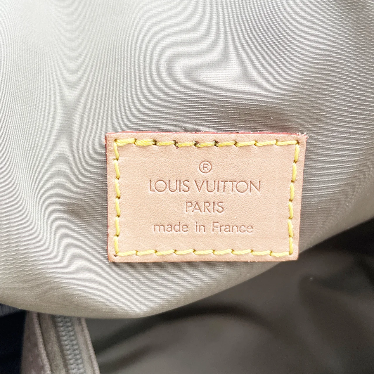 LV DAMIER JEANT ATACAN view 11