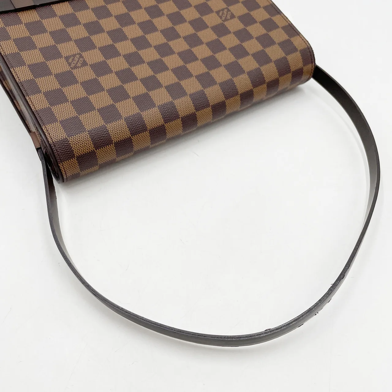 LV DAMIER TRIBECA CARRE view 6