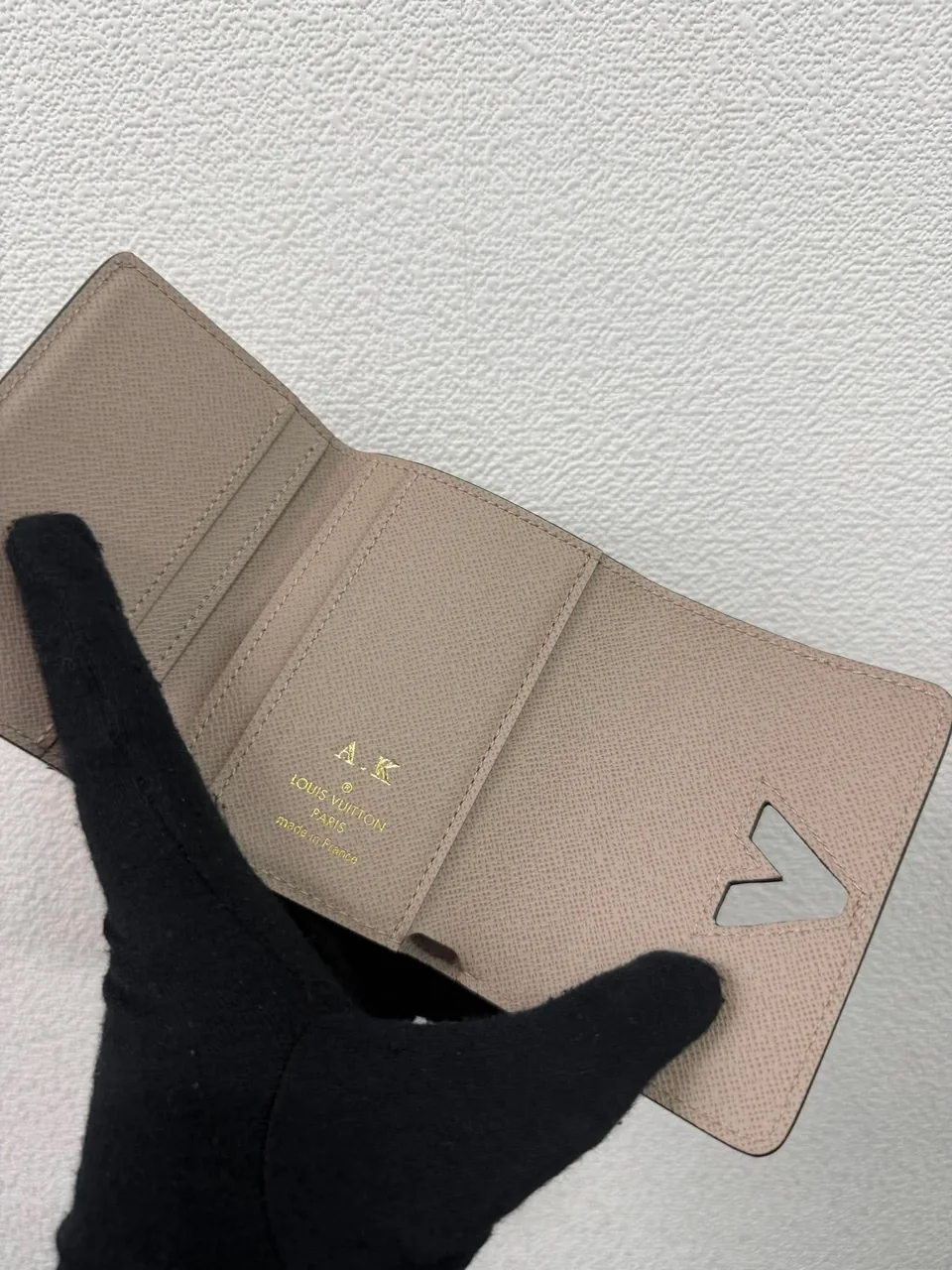 LV EPI PORTEFEUILLE TWIST photo 5