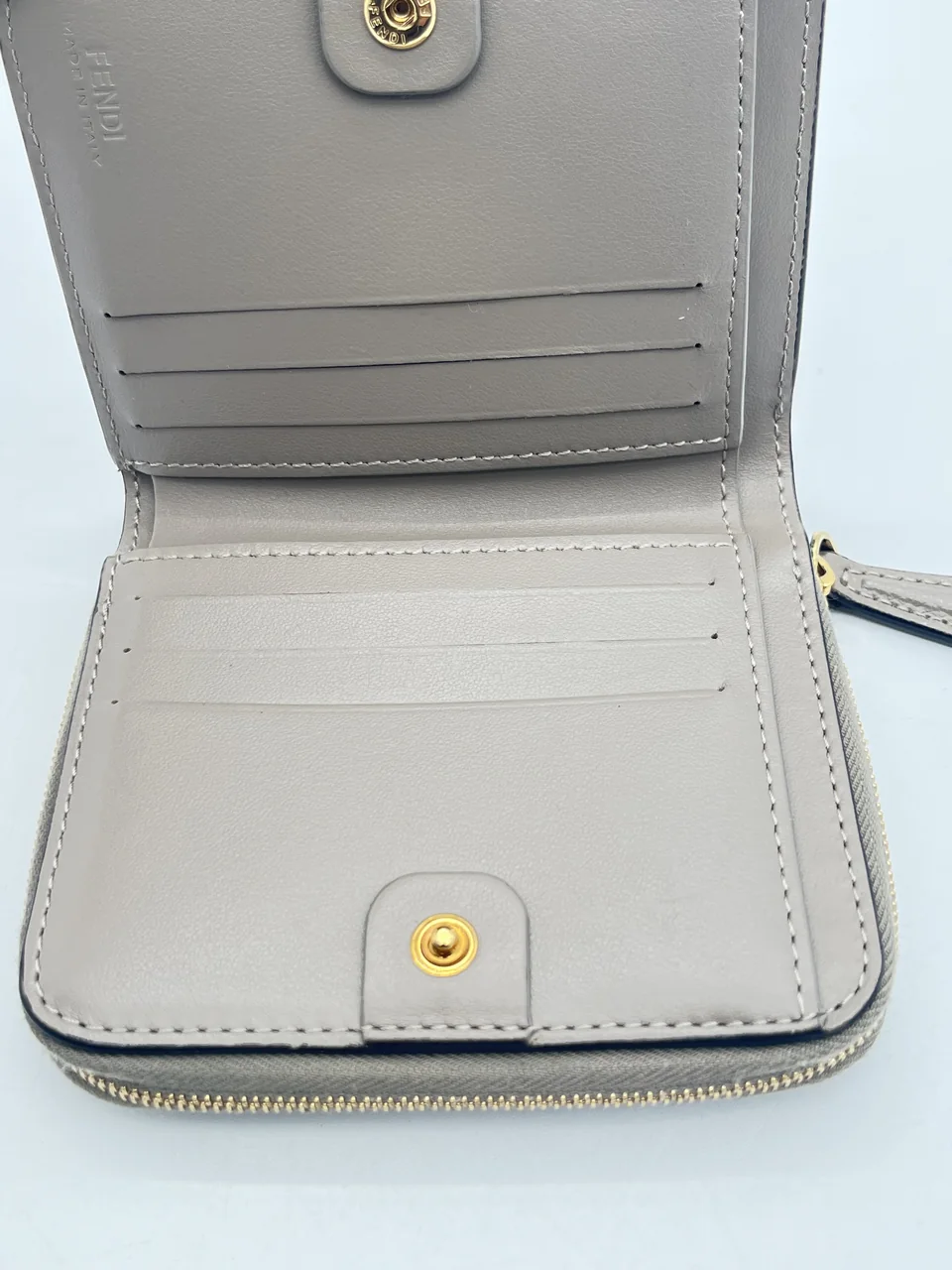 FENDI BIFOLD WALLET (BROWN) photo 6