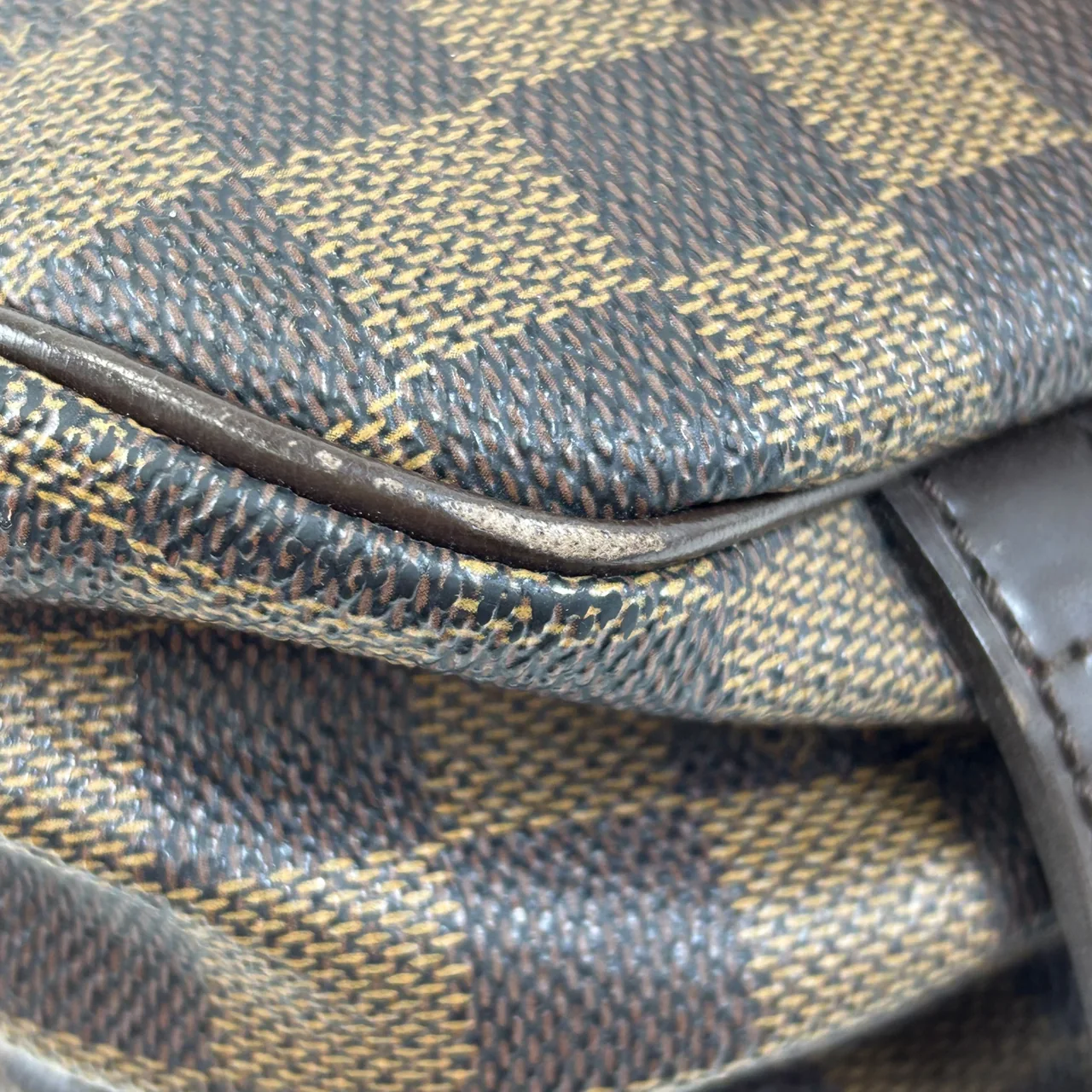LV DAMIER SAUMUR 30 view 4