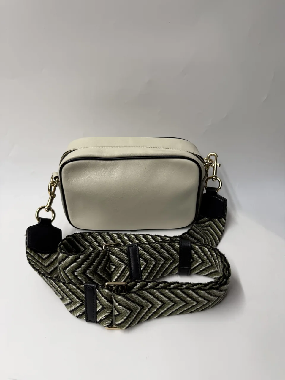 MARC JACOBS BAG hover