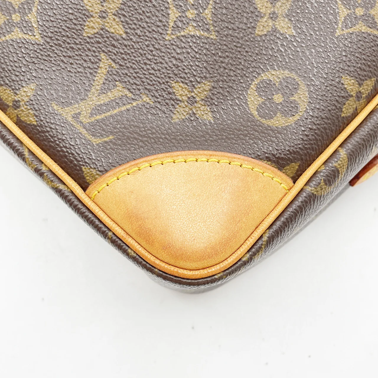 LV MONOGRAM TROCADERO 30 view 7