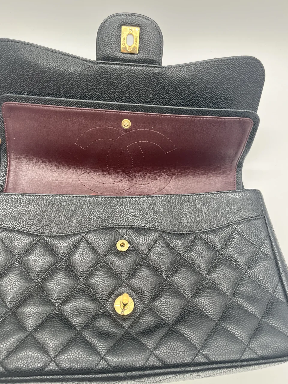 CHANEL CAVIAR DECA MATELASSE 30 (19 SERIAL CODE) view 6